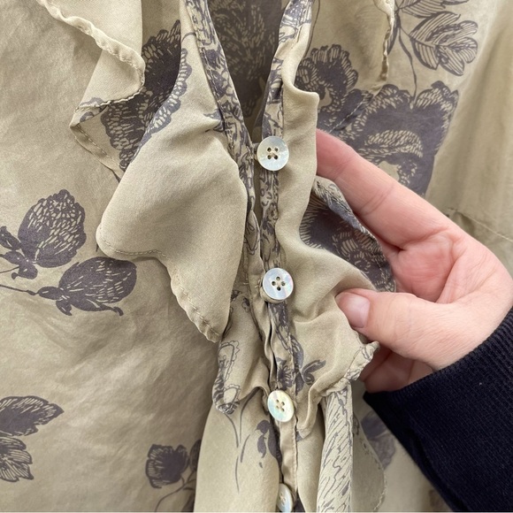 CABI STYLE #149 Silk Tranquil Floral Sleeveless Ruffle Top Size Small - Picture 6 of 11